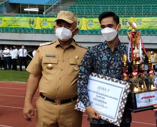 Juara II Lomba Perpustakaan SD